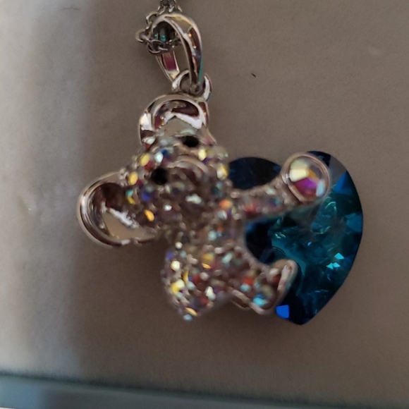 Mega Creative Ladies Necklace - Picture 5 of 14